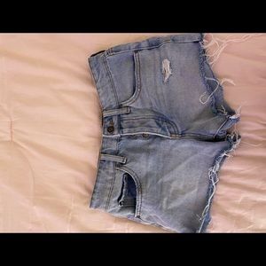 tully’s short shorts